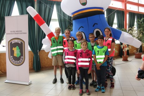 Kerékpár és biztonság - iskolások versenye három kategóriában